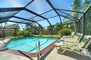 Charming electric-heated pool home with Southern exposure - Casa Sunshine